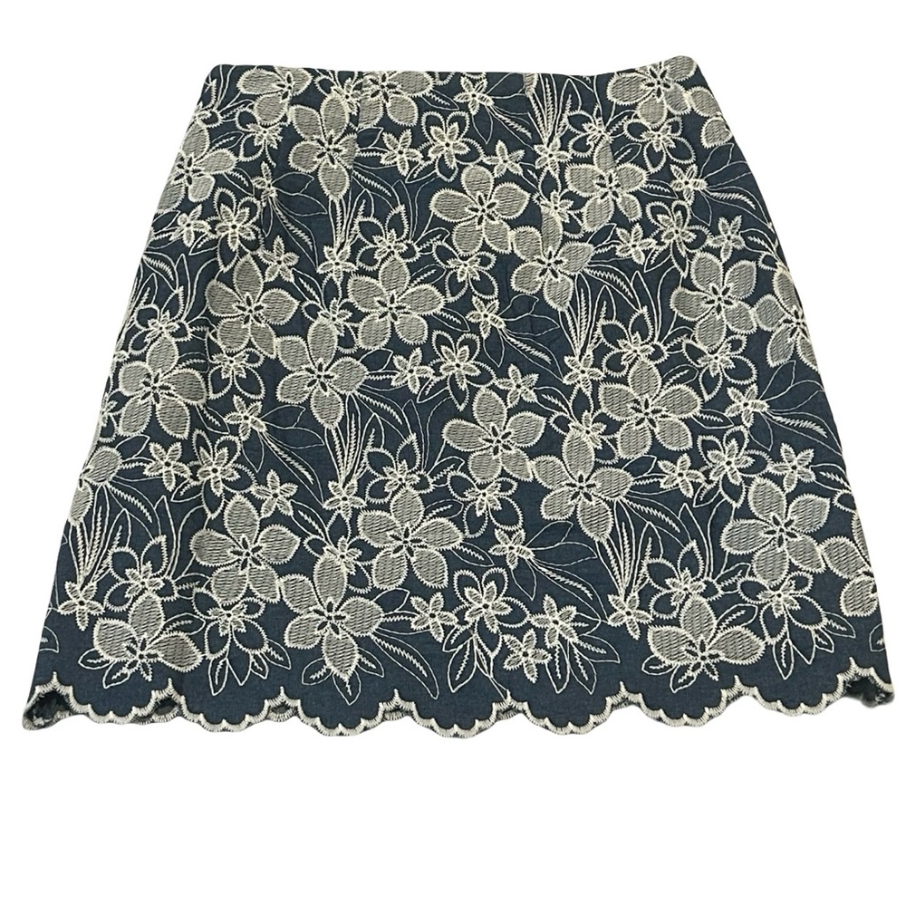 🎉LOFT Floral Embroidered Shift Skirt HOST PICK🎉